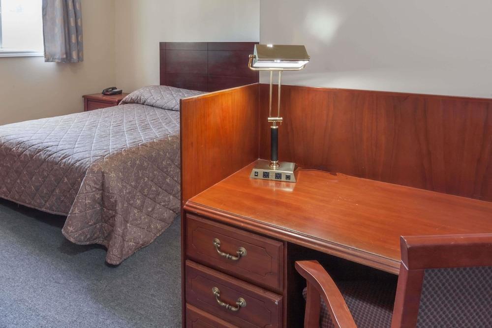 Lincoln Inn Fredericton Buitenkant foto